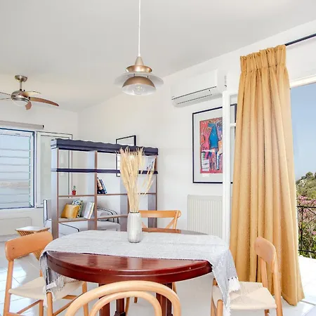 Amazing Sea View Апартаменты Аргостолион